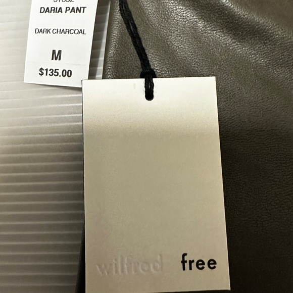 Legging Wilfred Free Aritzia - Picture 5 of 8